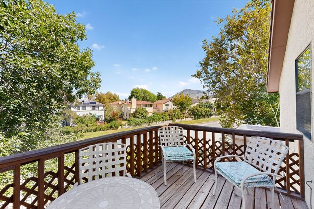 7809 OAKLAND Avenue NE, Albuquerque, NM 87122