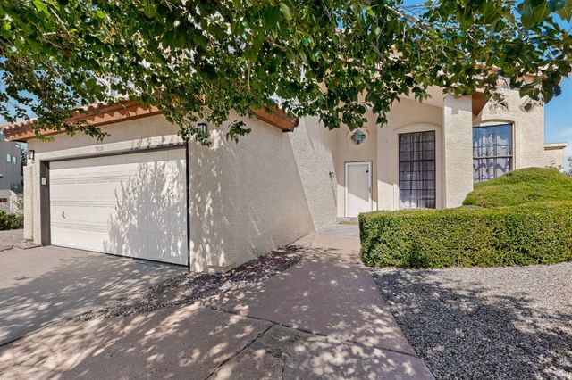 7809 OAKLAND Avenue NE, Albuquerque, NM 87122
