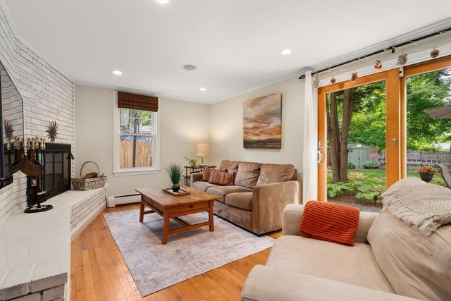 3 Berkeley Rd, Wellesley, MA 02482