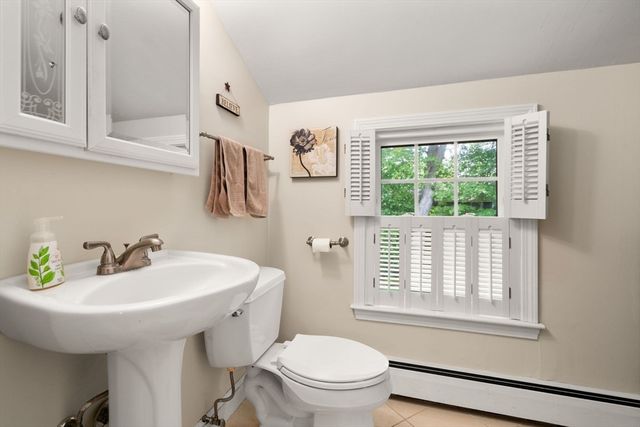 3 Berkeley Rd, Wellesley, MA 02482