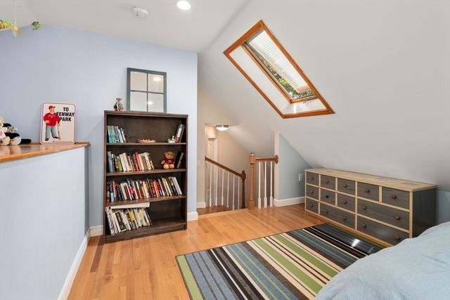 3 Berkeley Rd, Wellesley, MA 02482