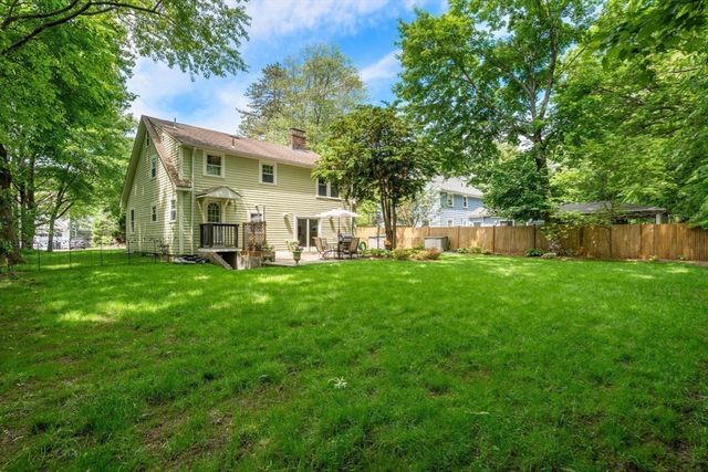 3 Berkeley Rd, Wellesley, MA 02482