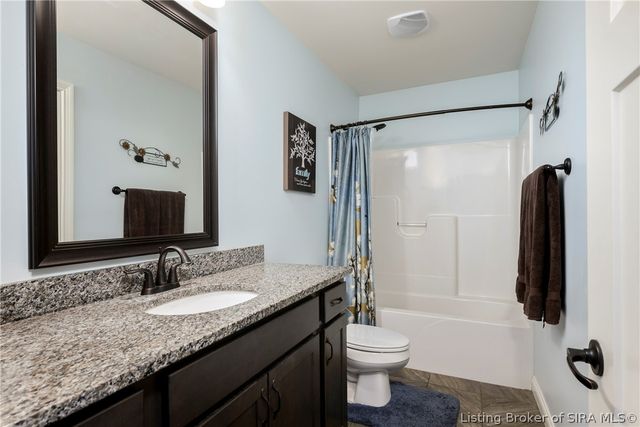 1819 Medinah Way, Henryville, IN 47126