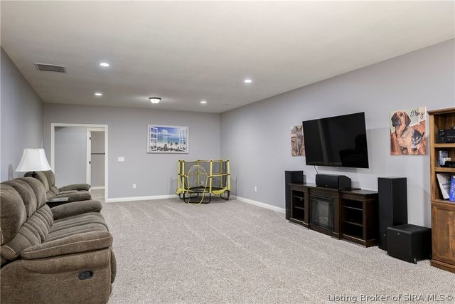 1819 Medinah Way, Henryville, IN 47126
