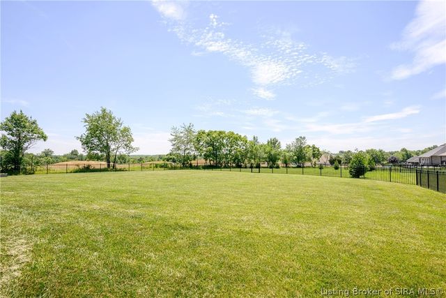 1819 Medinah Way, Henryville, IN 47126