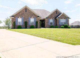 1819 Medinah Way, Henryville, IN 47126