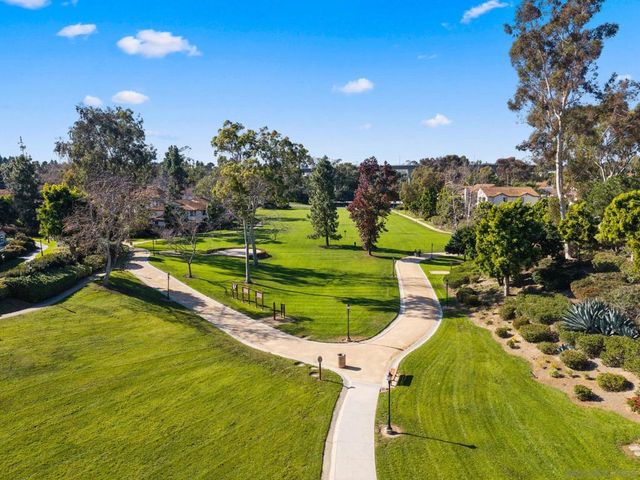 4040 Porte De Palmas 31, San Diego, CA 92122