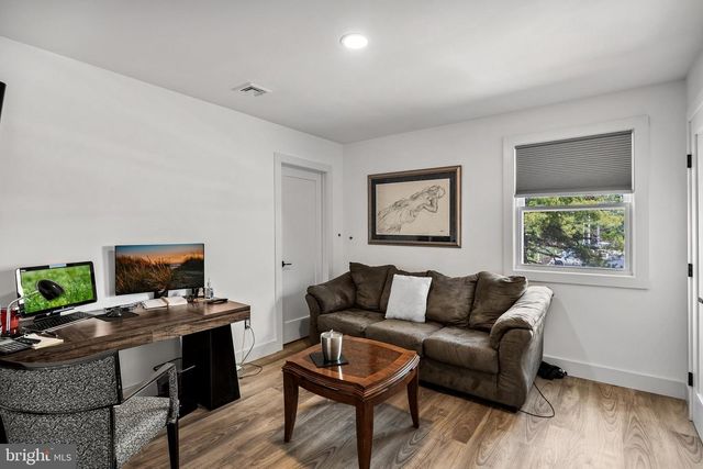 6 CHERRYWOOD DR, Clementon, NJ 08021