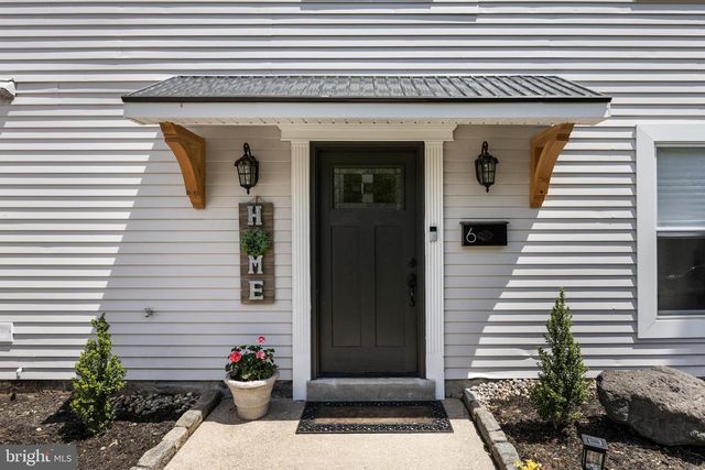 6 CHERRYWOOD DR, Clementon, NJ 08021