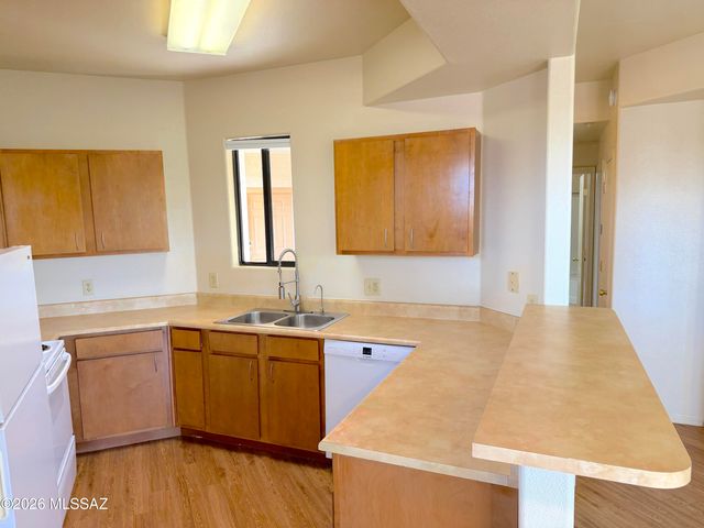 2550 E River Rd Unit 7303, Tucson, AZ 85718