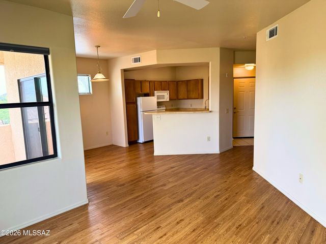 2550 E River Rd Unit 7303, Tucson, AZ 85718