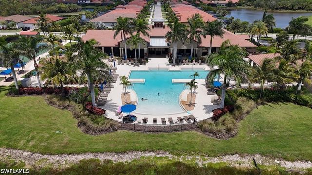 1435 Santiago CIR SW 2003, Naples, FL 34113
