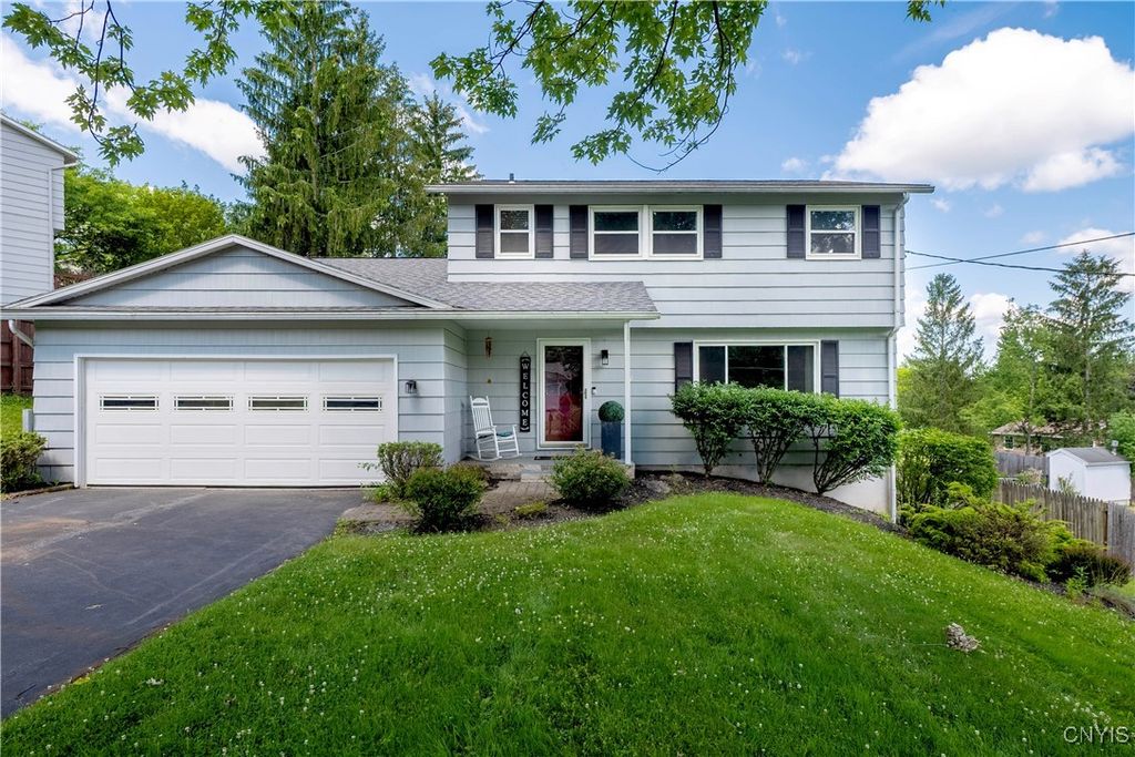 4611 Pauli Drive, Manlius, NY 13104