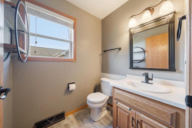 2759 HAMILTON STREET, Oshkosh, WI 54901