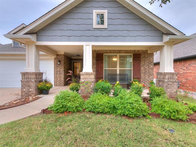 6 Carat Drive, Yukon, OK 73099