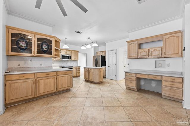 4530 Baywalk Cir, Pensacola, FL 32514