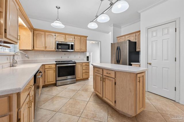 4530 Baywalk Cir, Pensacola, FL 32514