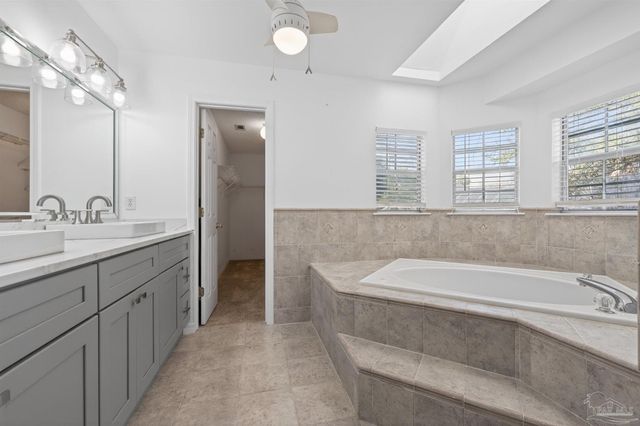 4530 Baywalk Cir, Pensacola, FL 32514