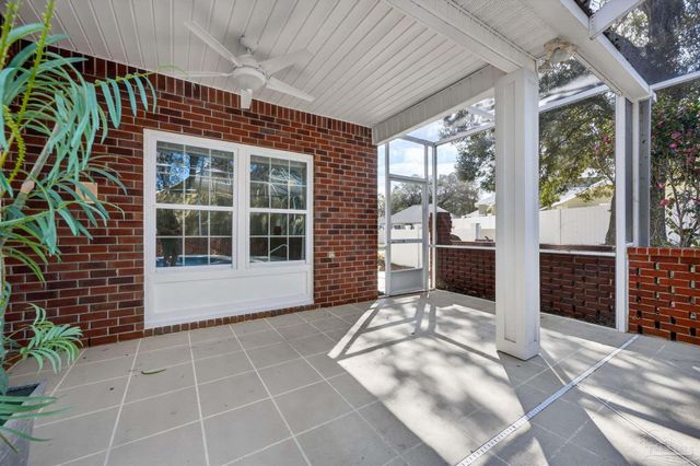 4530 Baywalk Cir, Pensacola, FL 32514