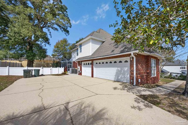 4530 Baywalk Cir, Pensacola, FL 32514