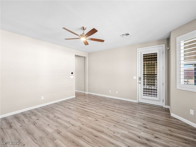 3804 Vincelli Avenue, North Las Vegas, NV 89031