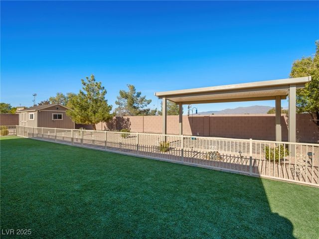 3804 Vincelli Avenue, North Las Vegas, NV 89031