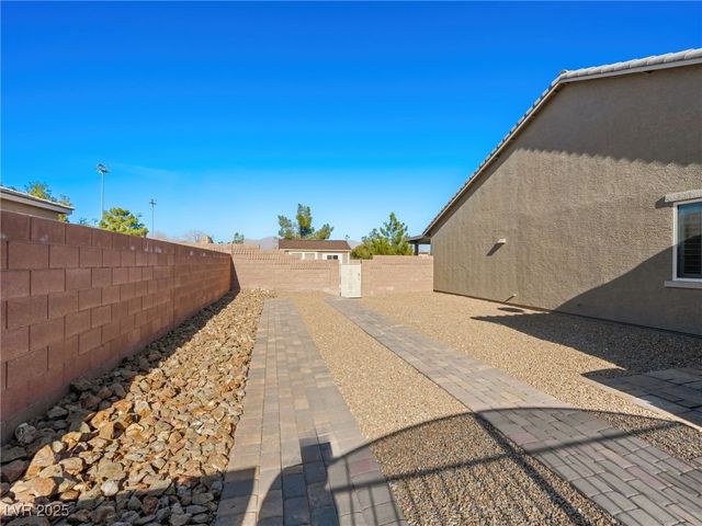 3804 Vincelli Avenue, North Las Vegas, NV 89031