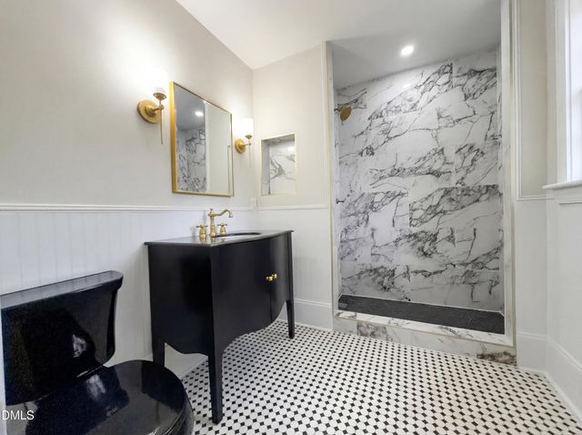 1703 Raeford Road, Fayetteville, NC 28305