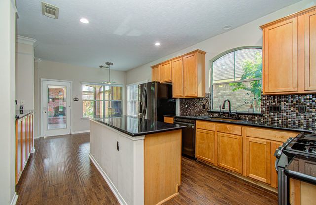 12223 Camden Meadow Drive, Tomball, TX 77375