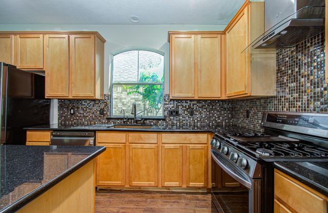 12223 Camden Meadow Drive, Tomball, TX 77375