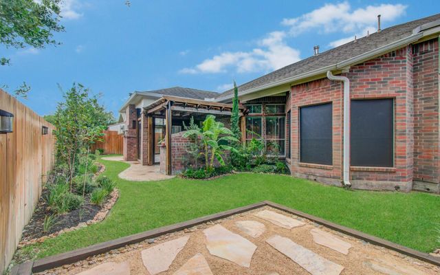 12223 Camden Meadow Drive, Tomball, TX 77375