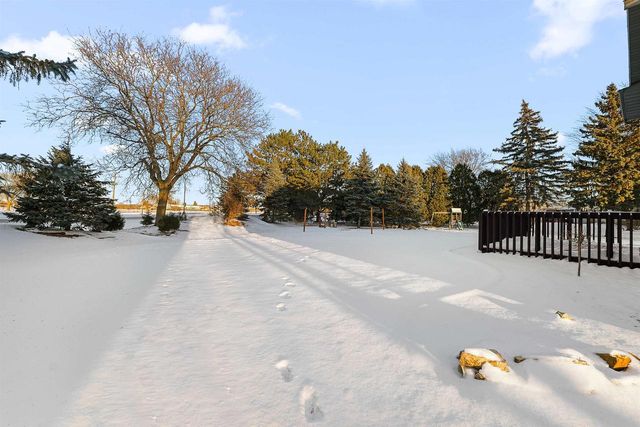 41 CAMBRIDGE COURT, Fond Du Lac, WI 54935