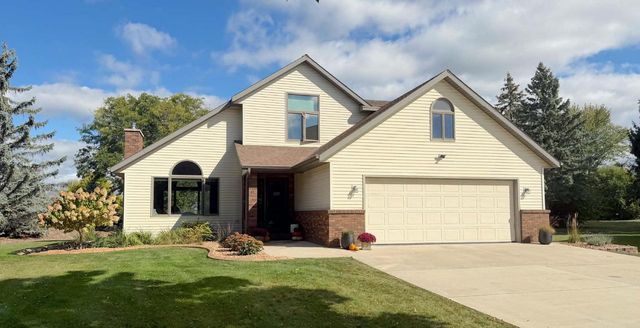 41 CAMBRIDGE COURT, Fond Du Lac, WI 54935