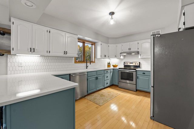 41 CAMBRIDGE COURT, Fond Du Lac, WI 54935