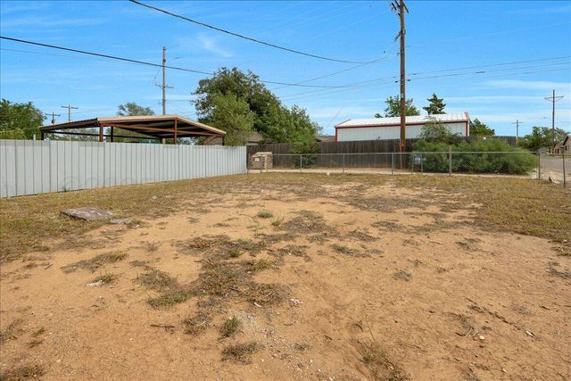 111 SOUTH WESTERN Street, Amarillo, TX 79106