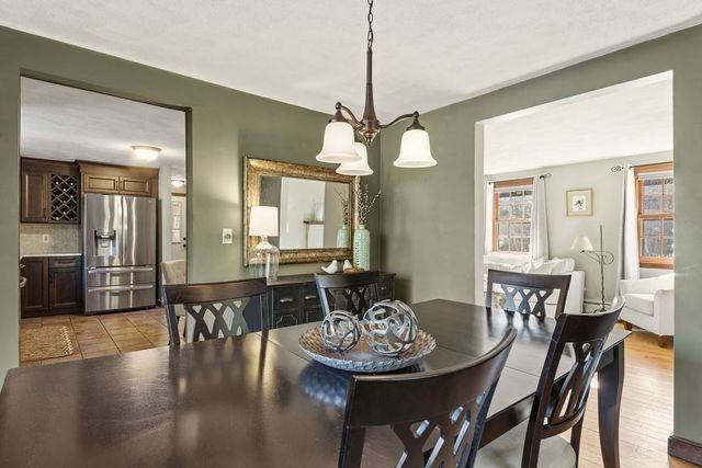 39 Cranberry Ln, Easton, MA 02375