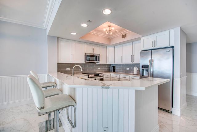 2650 Lake Shore Drive 2303, Riviera Beach, FL 33404