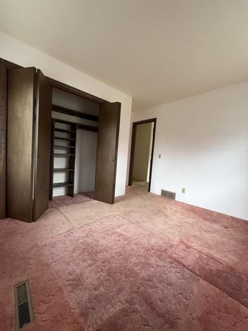 W6358 COUNTY ROAD H, Wild Rose, WI 54984