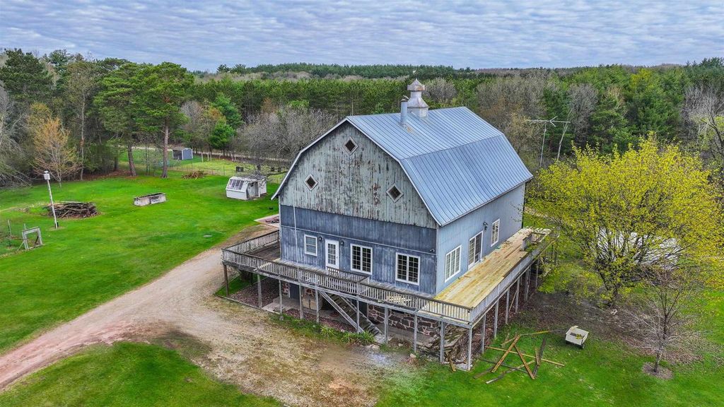 W6358 COUNTY ROAD H, Wild Rose, WI 54984