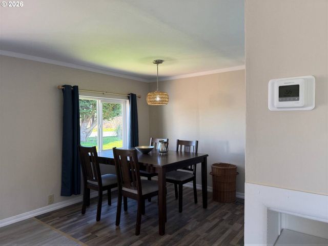 232 Ne OHIO Ave, Bandon, OR 97411