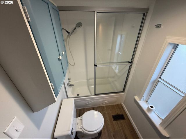 232 Ne OHIO Ave, Bandon, OR 97411