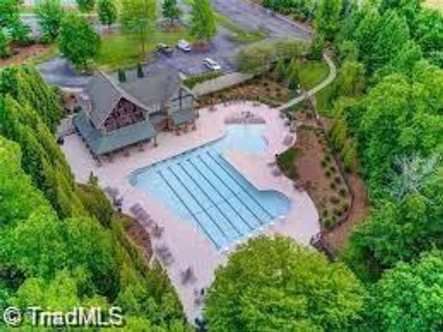 7626 Henson Forest Drive, Summerfield, NC 27358