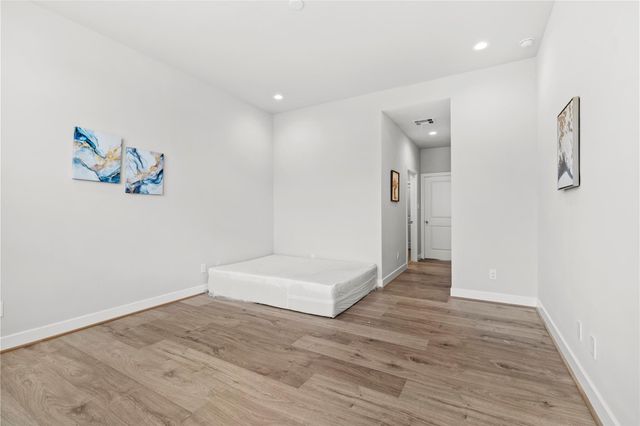 2214 Roozy Lake Lane, Houston, TX 77055