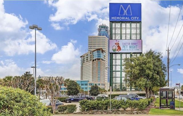 2214 Roozy Lake Lane, Houston, TX 77055