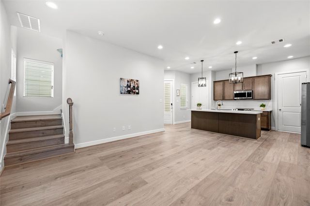 2214 Roozy Lake Lane, Houston, TX 77055