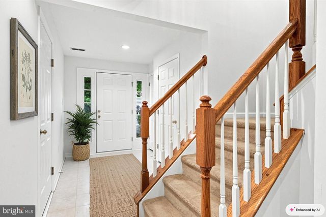 30 N SAVANNA DR, Pottstown, PA 19465