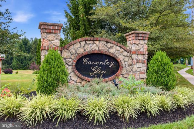 30 N SAVANNA DR, Pottstown, PA 19465