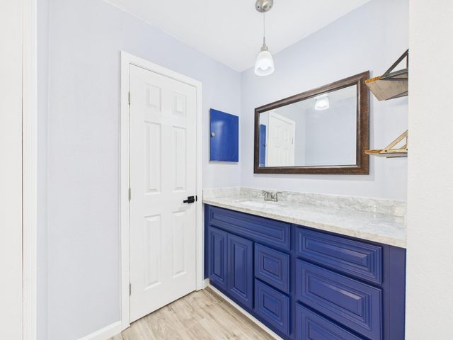 10915 Sagedowne Lane, Houston, TX 77089