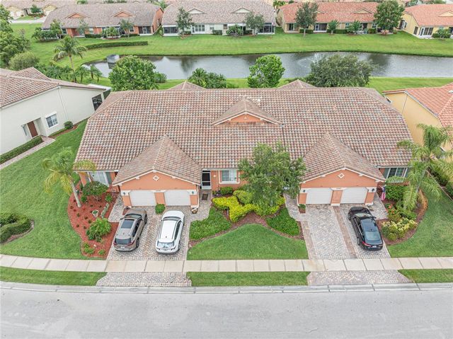 6480 Oxford Circle 103C, Vero Beach, FL 32966