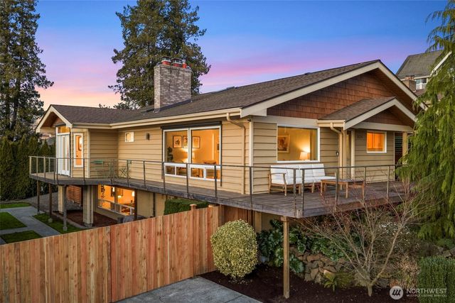 904 N 36th Street, Renton, WA 98056